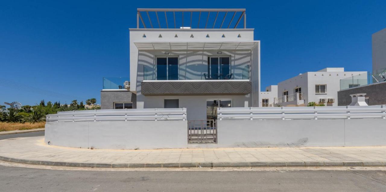 Nissini Villa #4 アヤナパ エクステリア 写真